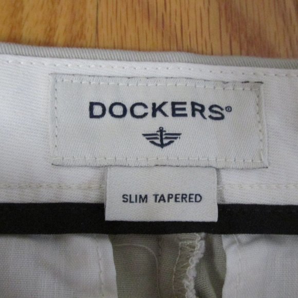 DOCKERS MENS SIZE 28 X 30 PANTS EASY KHAKI BEIGE SLIM FIT ALL MOTION COMFORT NWT - Picture 8 of 10
